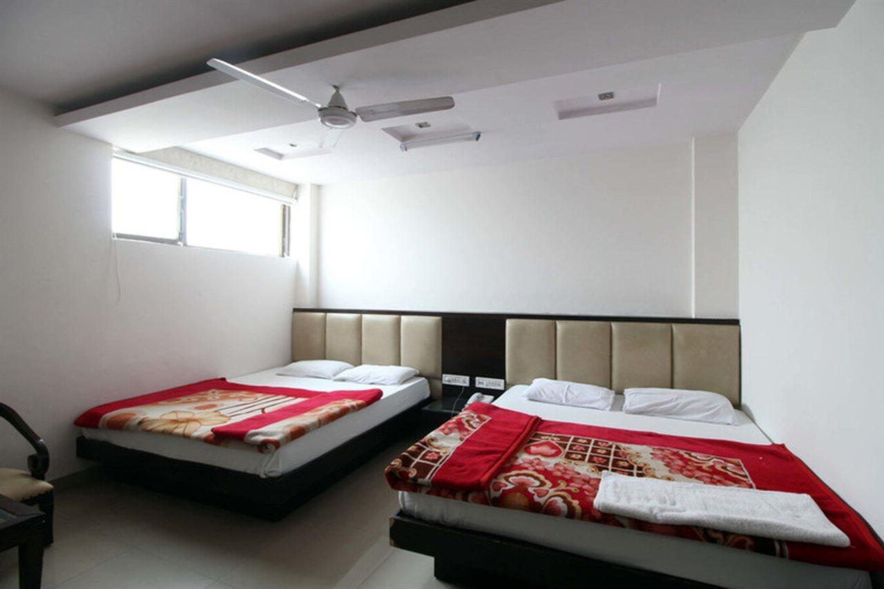 Hotel Shri Vinayak In City Centre At New Delhi Railway Station-By Rcg Hotels Εξωτερικό φωτογραφία