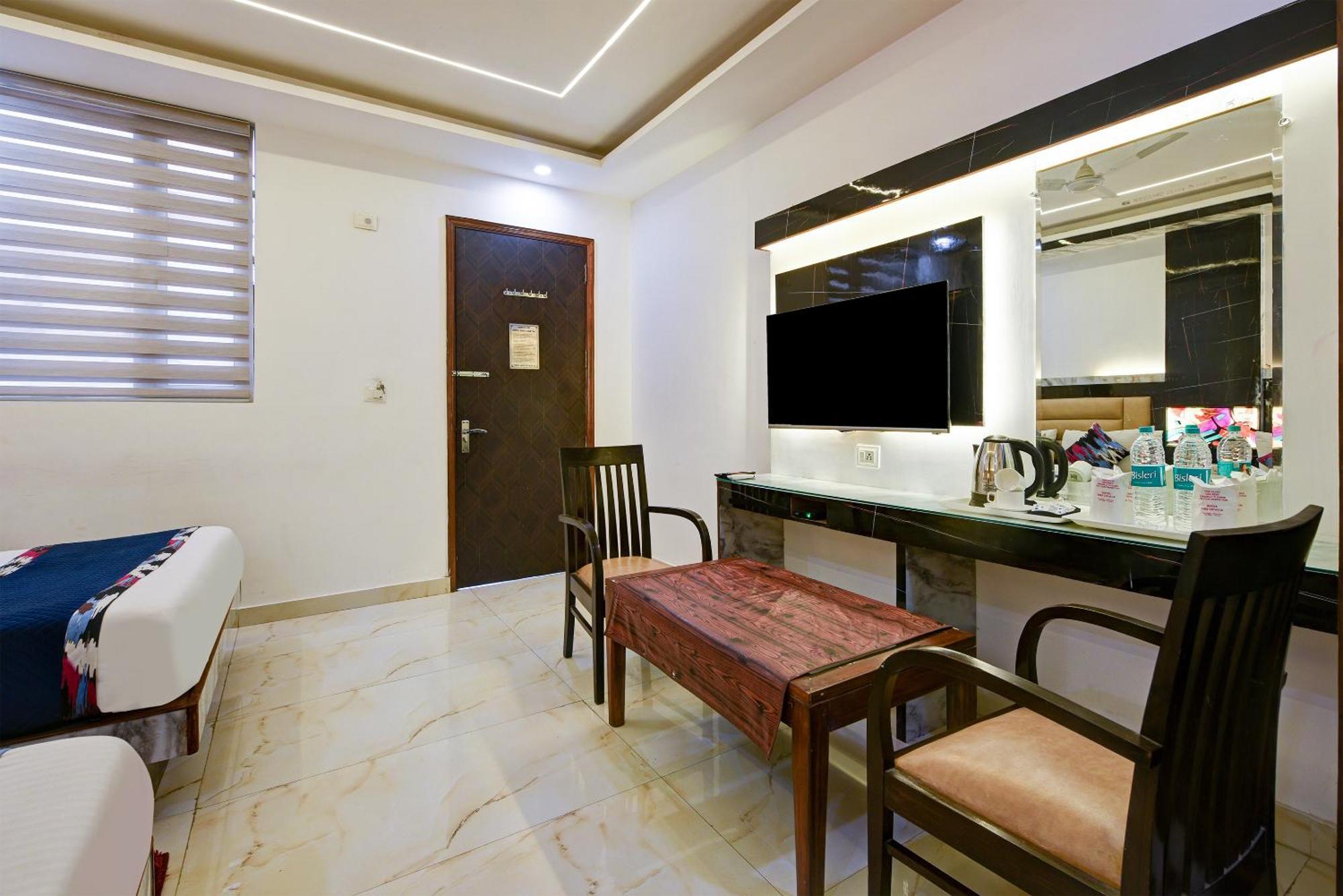 Hotel Shri Vinayak In City Centre At New Delhi Railway Station-By Rcg Hotels Εξωτερικό φωτογραφία