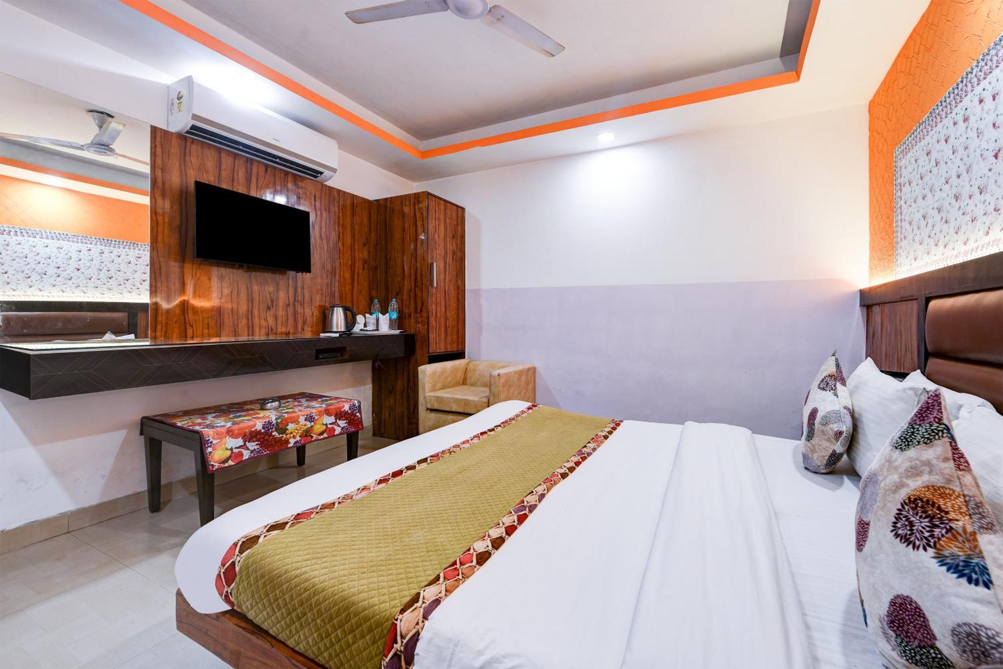 Hotel Shri Vinayak In City Centre At New Delhi Railway Station-By Rcg Hotels Εξωτερικό φωτογραφία