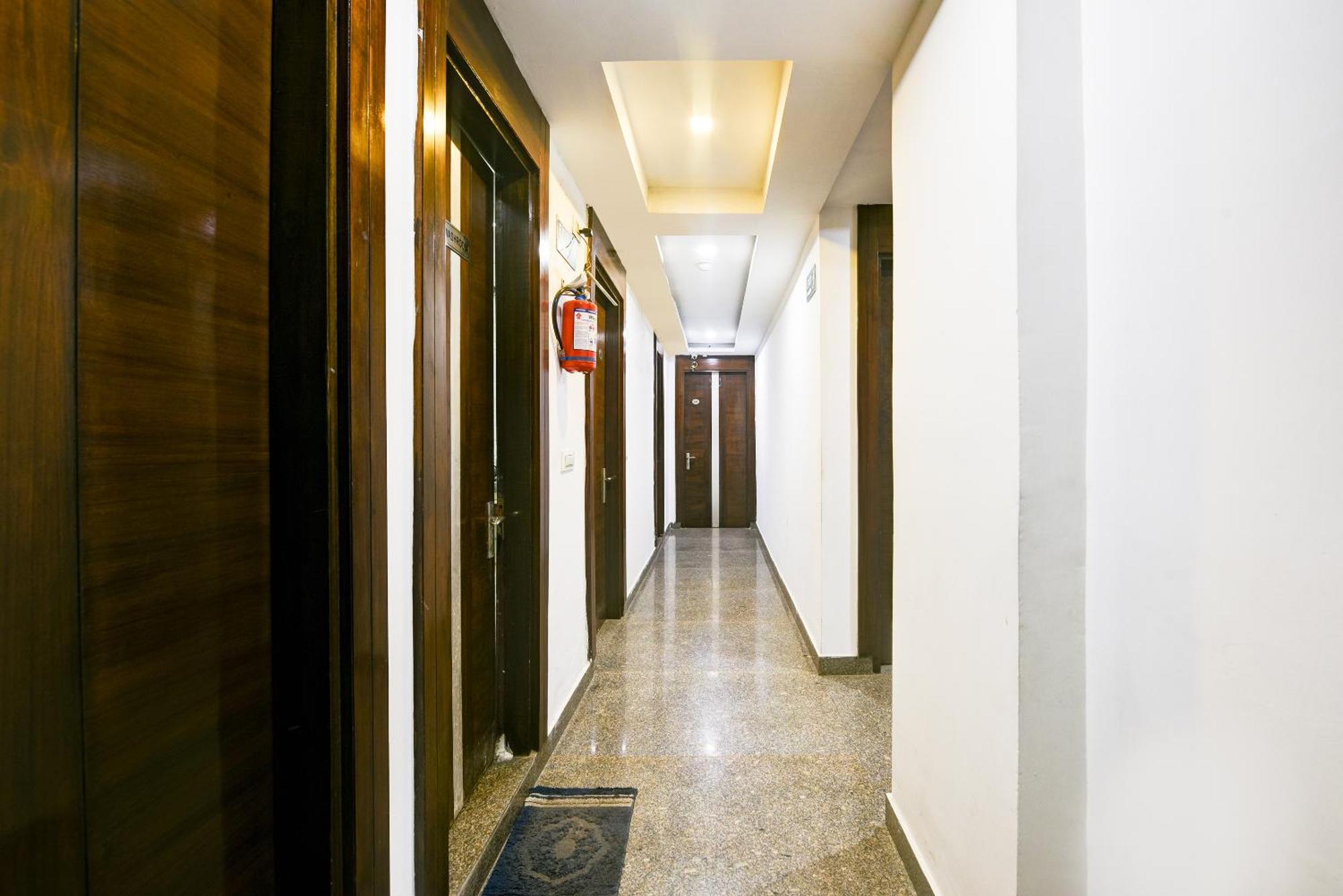 Hotel Shri Vinayak In City Centre At New Delhi Railway Station-By Rcg Hotels Εξωτερικό φωτογραφία
