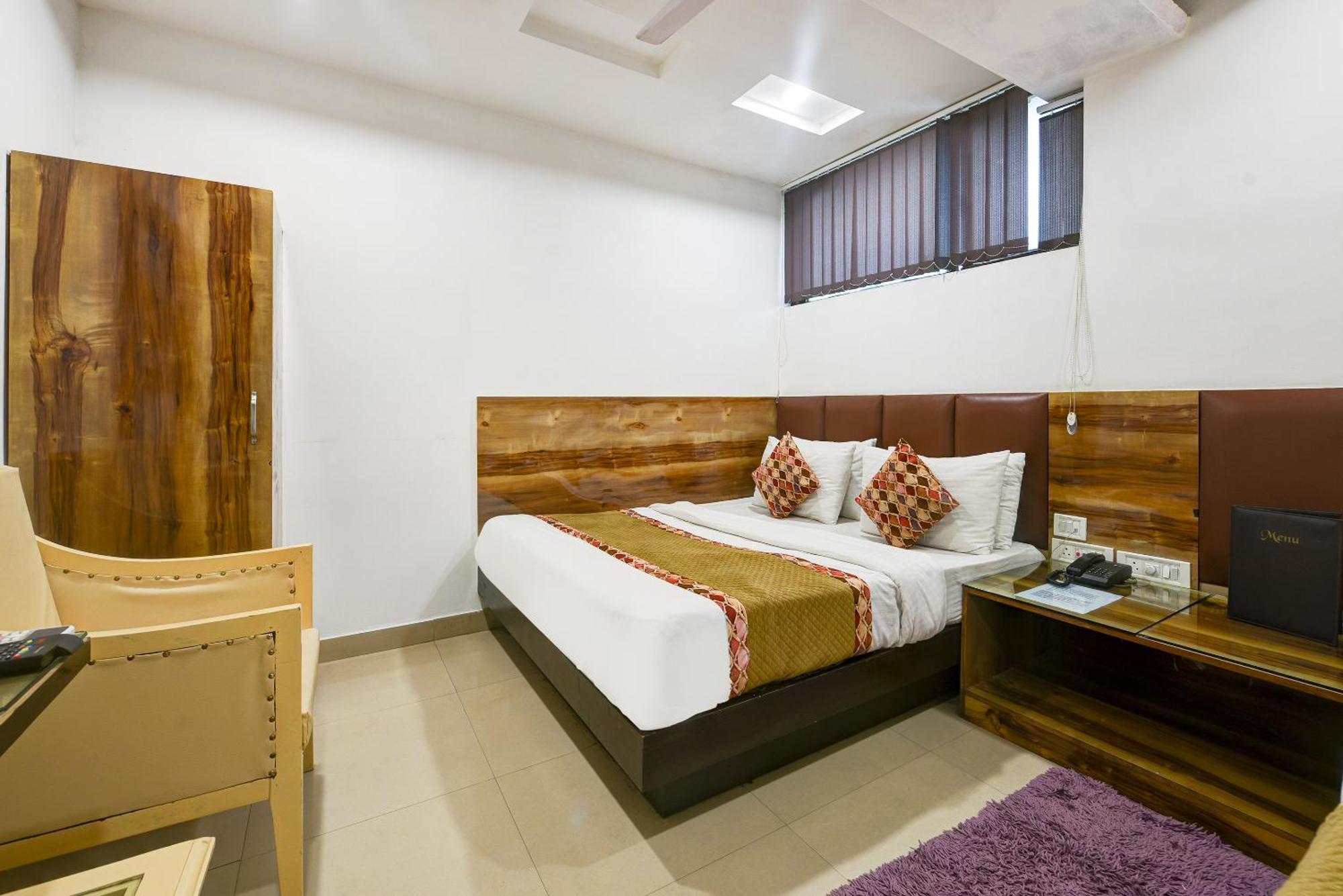 Hotel Shri Vinayak In City Centre At New Delhi Railway Station-By Rcg Hotels Εξωτερικό φωτογραφία