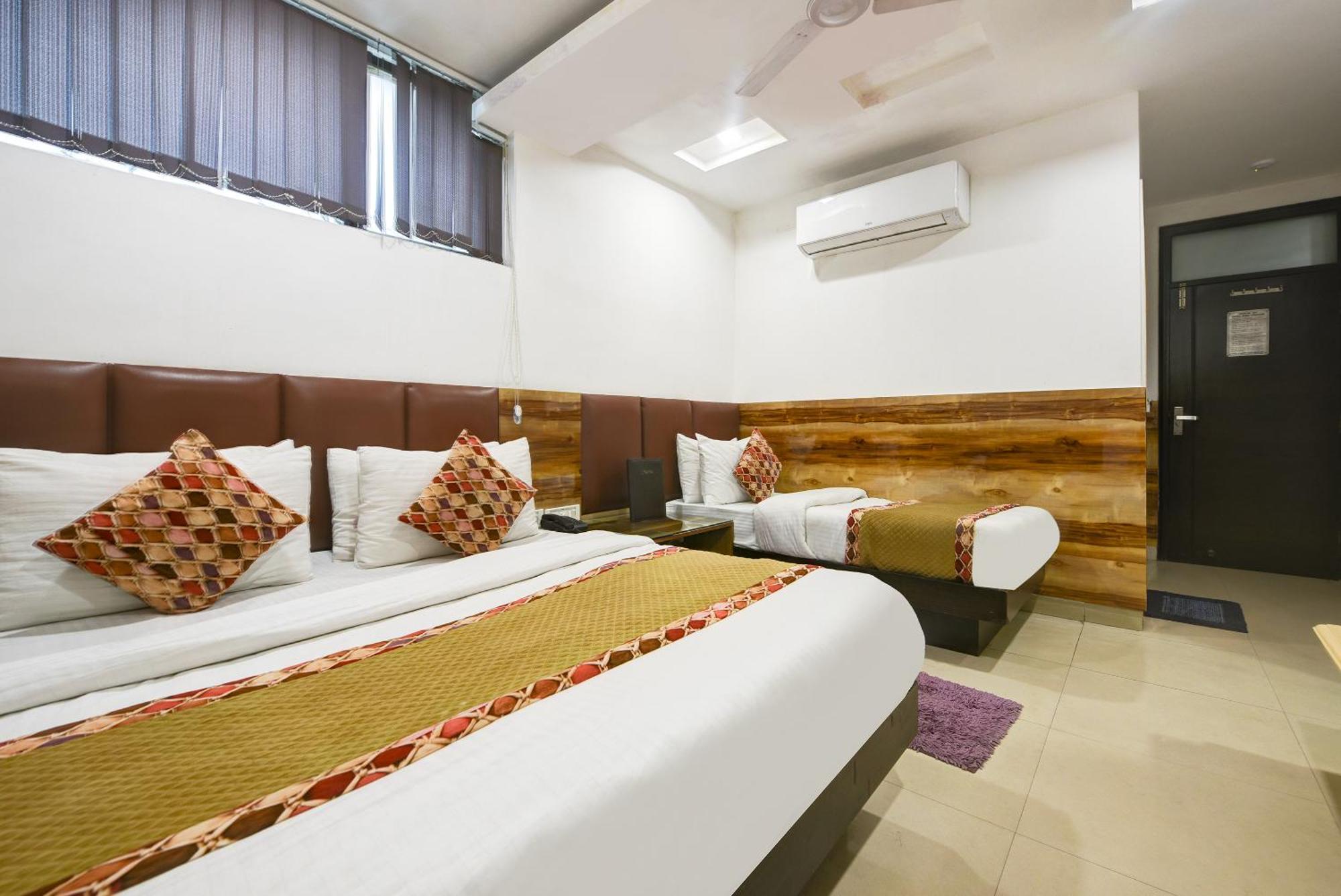 Hotel Shri Vinayak In City Centre At New Delhi Railway Station-By Rcg Hotels Εξωτερικό φωτογραφία