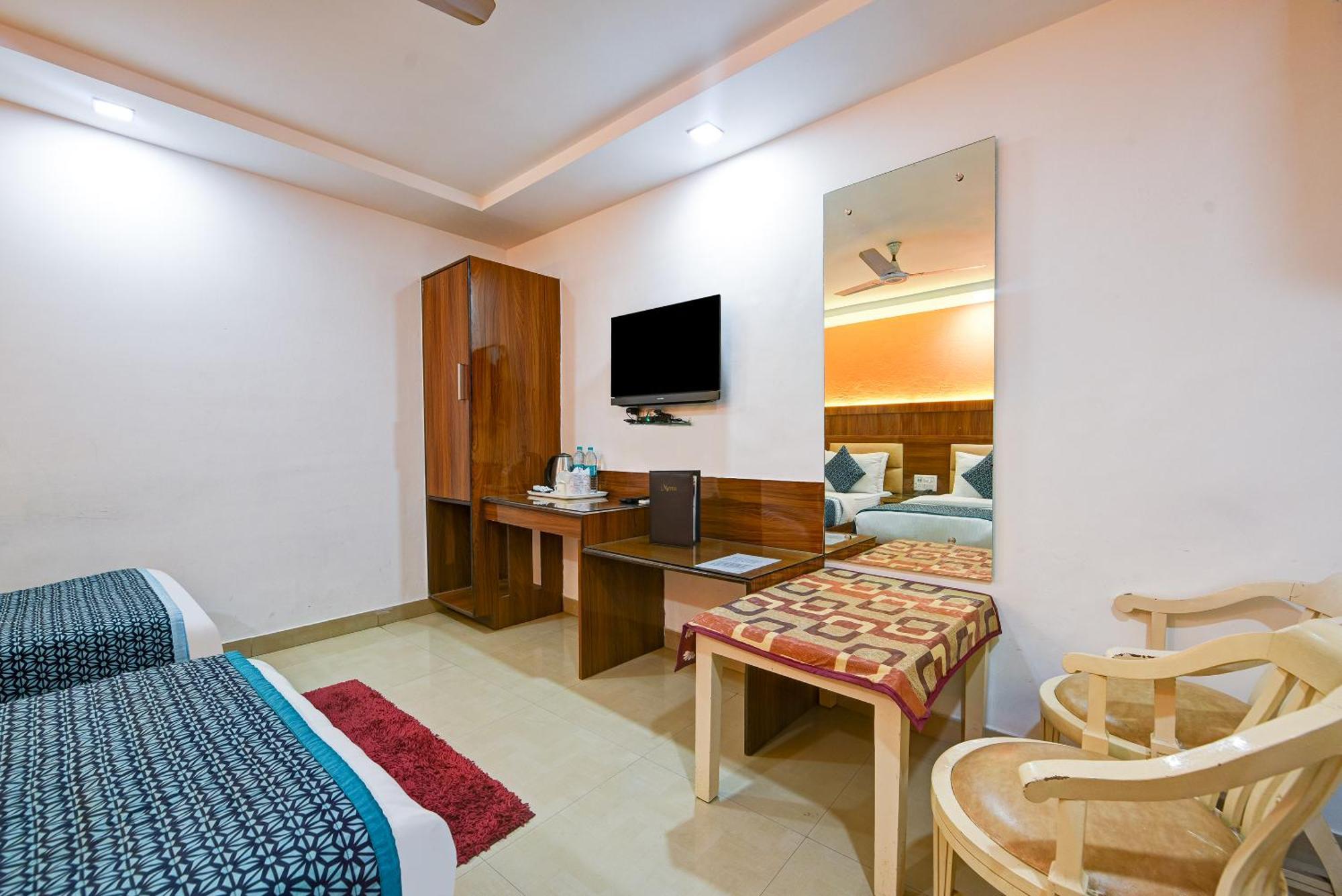 Hotel Shri Vinayak In City Centre At New Delhi Railway Station-By Rcg Hotels Εξωτερικό φωτογραφία