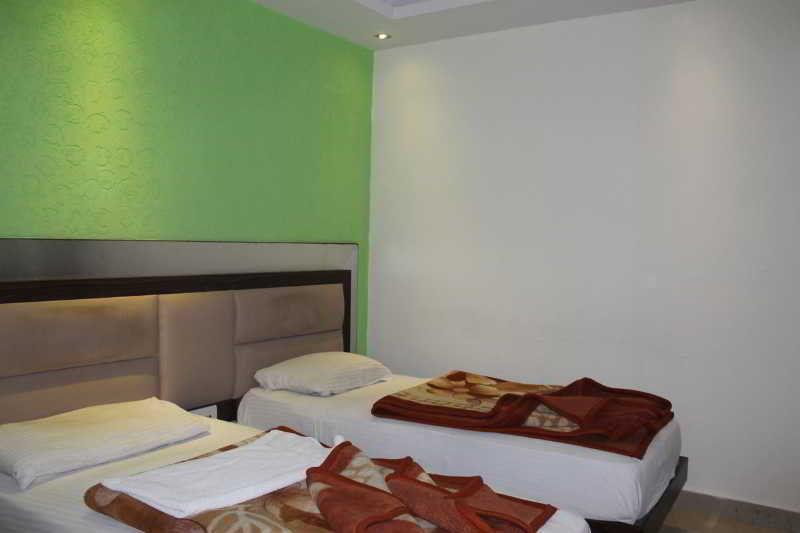 Hotel Shri Vinayak In City Centre At New Delhi Railway Station-By Rcg Hotels Εξωτερικό φωτογραφία