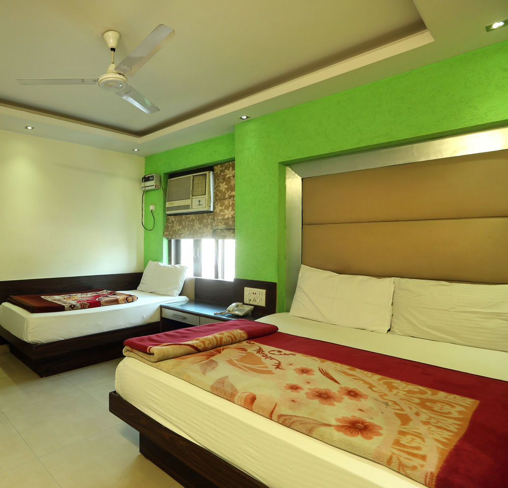 Hotel Shri Vinayak In City Centre At New Delhi Railway Station-By Rcg Hotels Εξωτερικό φωτογραφία
