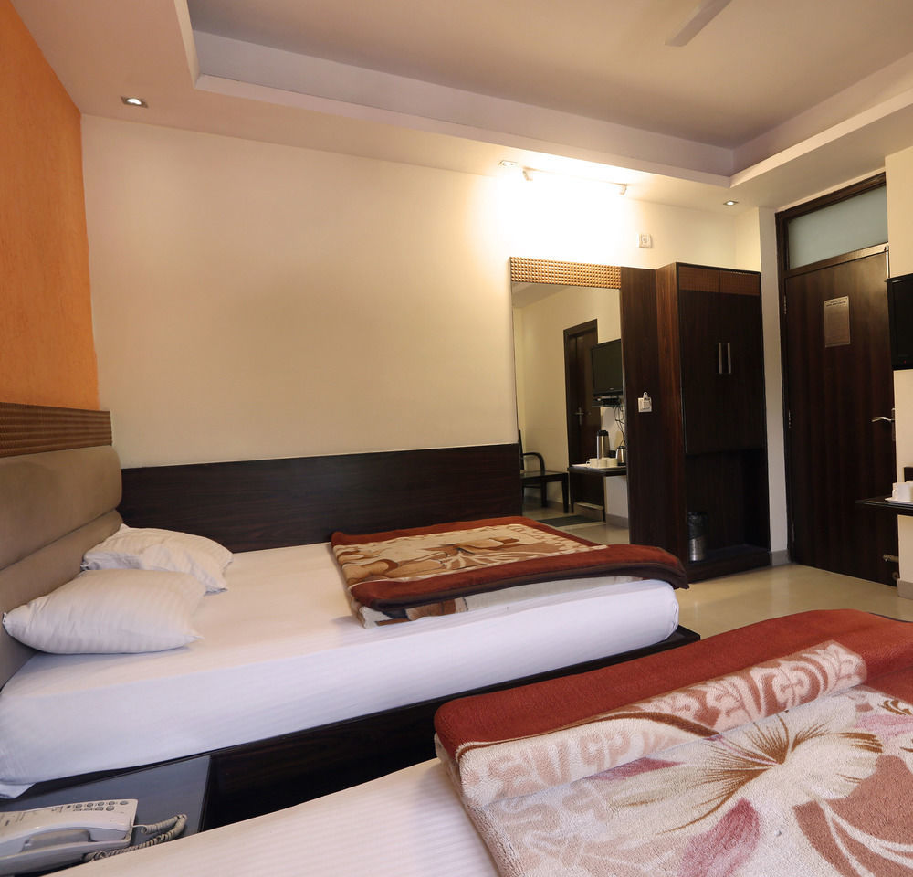 Hotel Shri Vinayak In City Centre At New Delhi Railway Station-By Rcg Hotels Εξωτερικό φωτογραφία